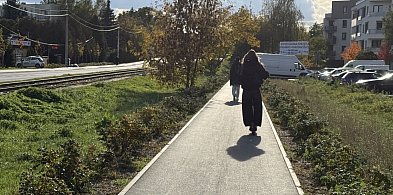 Chodnik pełen zagrożeń. Radna interweniuje-109314
