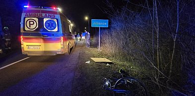 Zderzenie samochodu z rowerzystą. Poszkodowany w szpitalu-109925