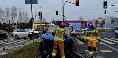 Zignorowała czerwone światło – doszło do zderzenia-110220