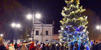 Jarmark Bożonarodzeniowy w świątecznym blasku-110397