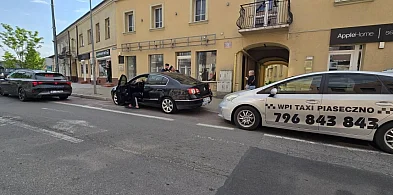 Tajemniczy Volkswagen bez tablic! Taksówkarz ruszył w pościg