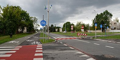 Nowe wiaty przystankowe przy drodze wojewódzkiej