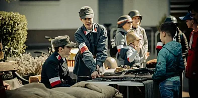 Żywa lekcja historii w Piasecznie. Animacje historyczne przy Domu „Zośki”