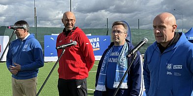 Minister sportu i sędzia Szymon Marciniak odwiedzili Prażmów-109365