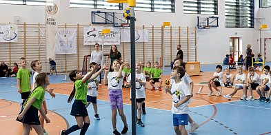Korfball Kinder Cup 2025: Turniej pełen emocji w Nowej Iwicznej-110015