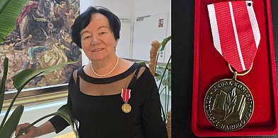 Medal Komisji Edukacji Narodowej dla Krystyny Otręby-Kurasiewicz-110944