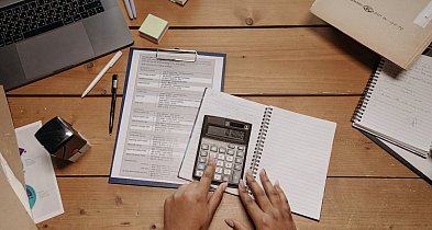 Dotacje na wymianę pieca a ulga termomodernizacyjna – jak połączyć te dwa źródła o-109160