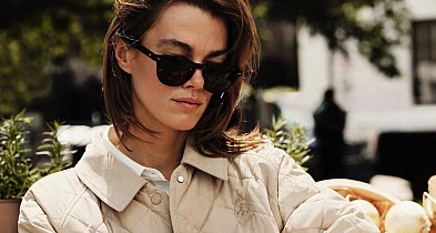 Jak łączyć ubrania w zestawy i stworzyć własną szafę kapsułową?