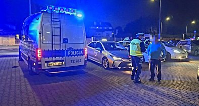 Nocna obława na kierowców z aplikacji w Piasecznie