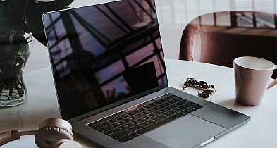 Jak urządzić domowe biuro, gdy nie masz dużego mieszkania?