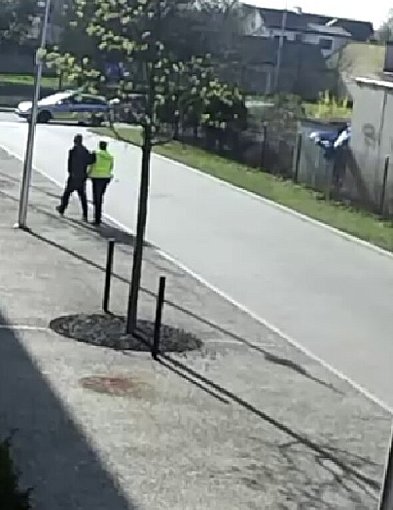 Ucieczka nie pomogła – pijany kierowca zatrzymany po kolizji