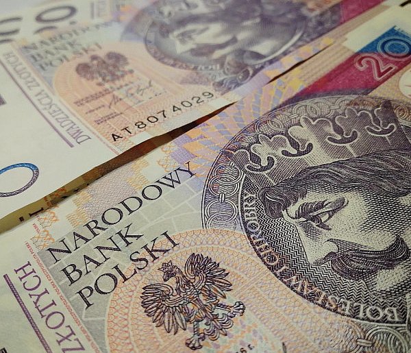 ZUS przeliczy świadczenia. Tyle więcej wpłynie na konta emerytów-109443