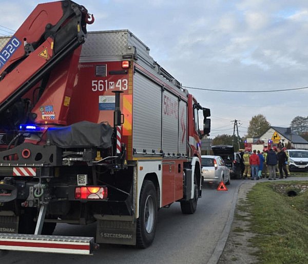 Czołowe zdarzenie! Lądował śmigłowiec LPR, jedna osoba trafiła do szpitala-109440