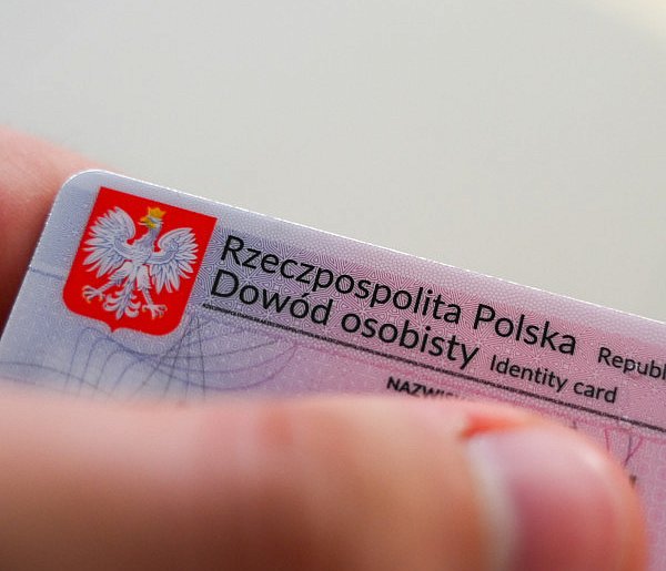 Nie musisz już biec do fotografa. Zdjęcie do dokumentów zrobisz w domu-110486