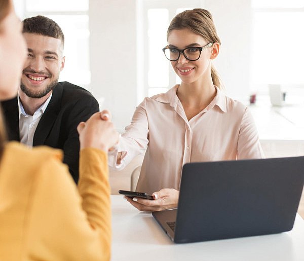 Dlaczego firmy z Poznania coraz częściej korzystają z a - 110680