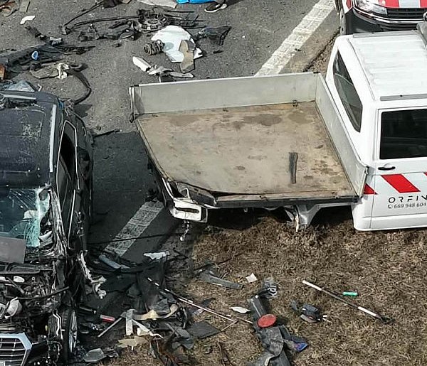 Wjechał w auto służb drogowych