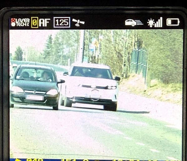 Kierująca tłumaczyła się pośpiechem, słono za niego zapłaci