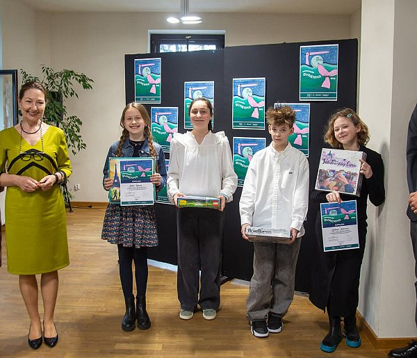 Młodzi recytatorzy zachwycili na scenie. Znamy laureatów konkursu