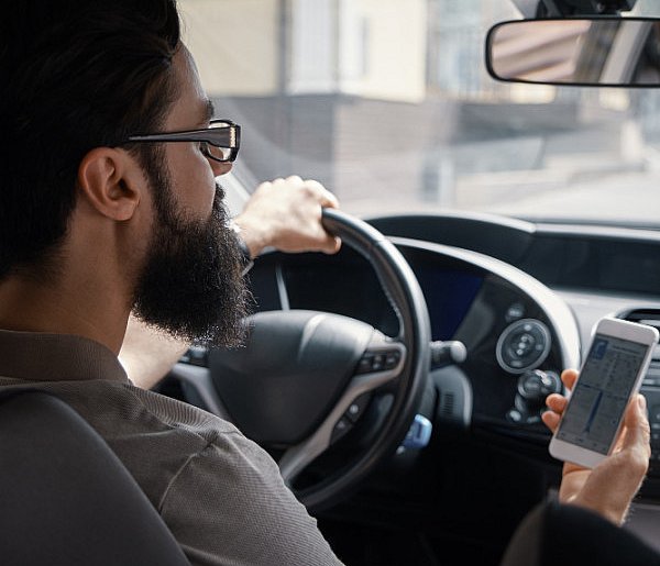 Aplikacje transportowe a stabilny etat