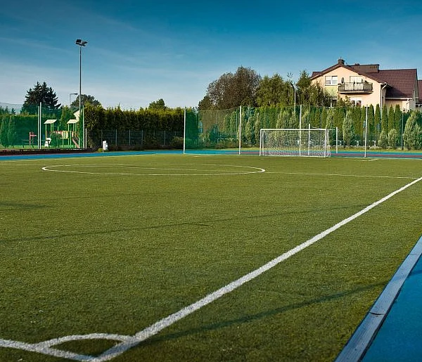 Boisko w Nowej Iwicznej przejdzie modernizację