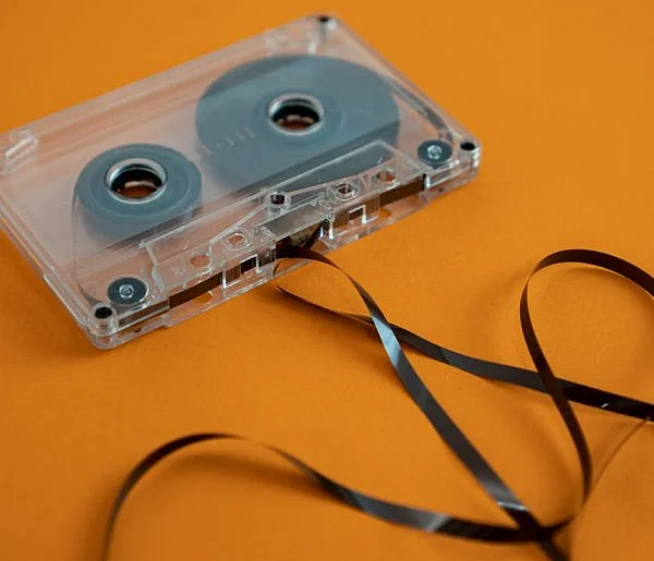 Najczęściej wybierane hity na kasetach magnetofonowych – powrót do analogowych brz