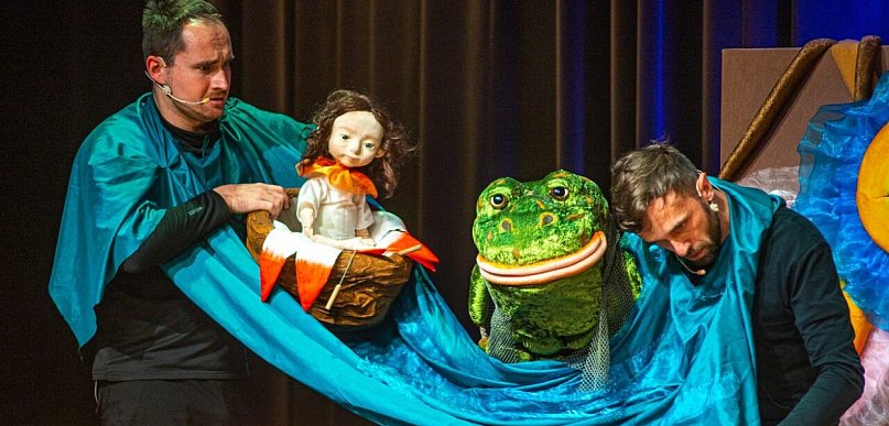 Teatralna niedziela z Calineczką