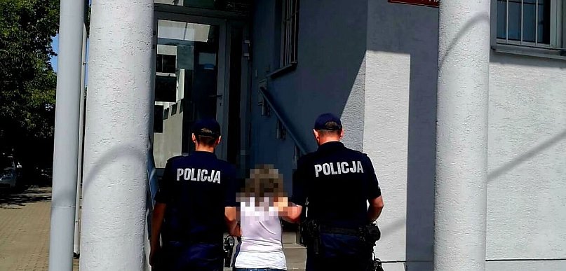 Dwoje poszukiwanych zatrzymanych w powiecie piaseczyńskim