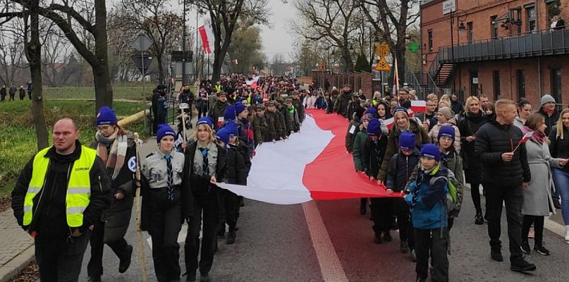 Konstancin świętuje 11 listopada – radośnie, rodzinnie i z biało-czerwoną - 109736