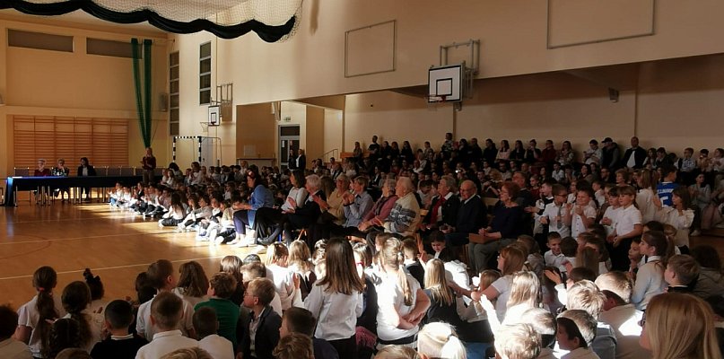 „Droga do Niepodległości” – przedstawienie w Szkole Podstawowej nr 1 - 109844