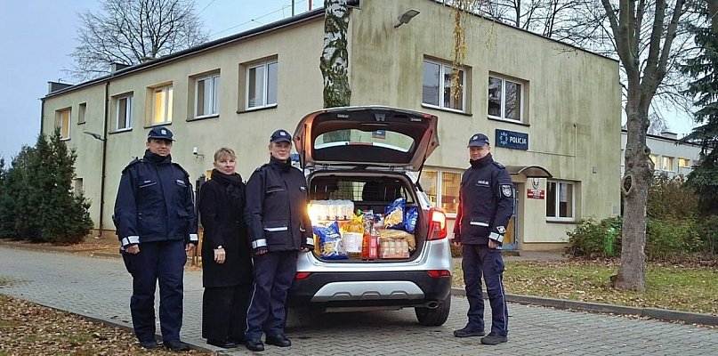 Policjanci z Lesznowoli wsparli młodą mamę - 110298