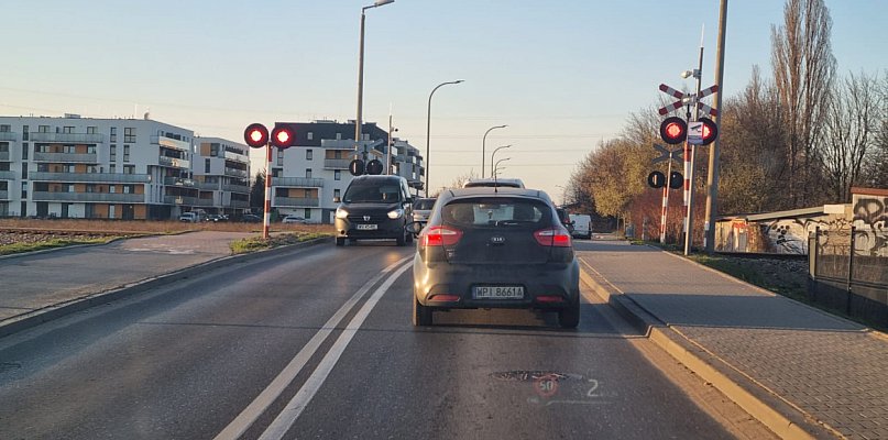 Awaria sygnalizacji świetlnej. Tworzy się gigantyczny korek