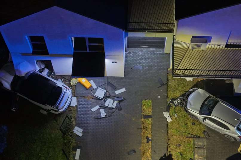 Elektrykiem wjechała w dom