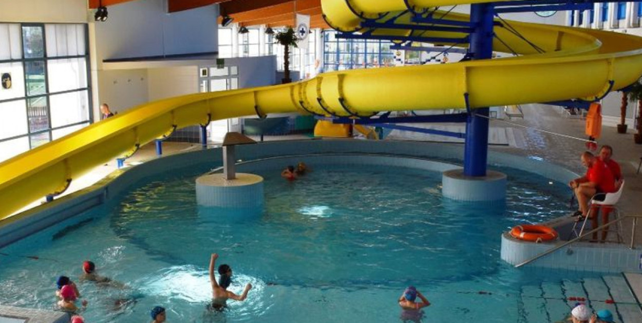 Na otwarcie basenu jeszcze poczekamy