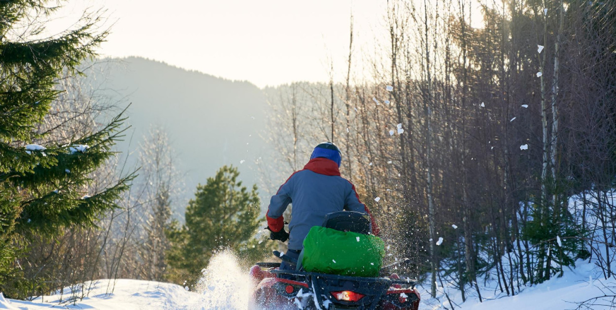 Nielegalne quady w lasach powiatu piaseczyńskiego