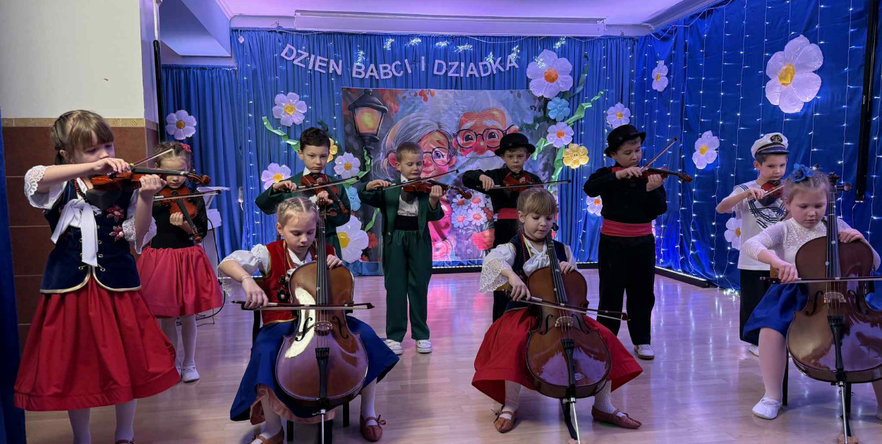 Bajkowy spektakl dla babć i dziadków