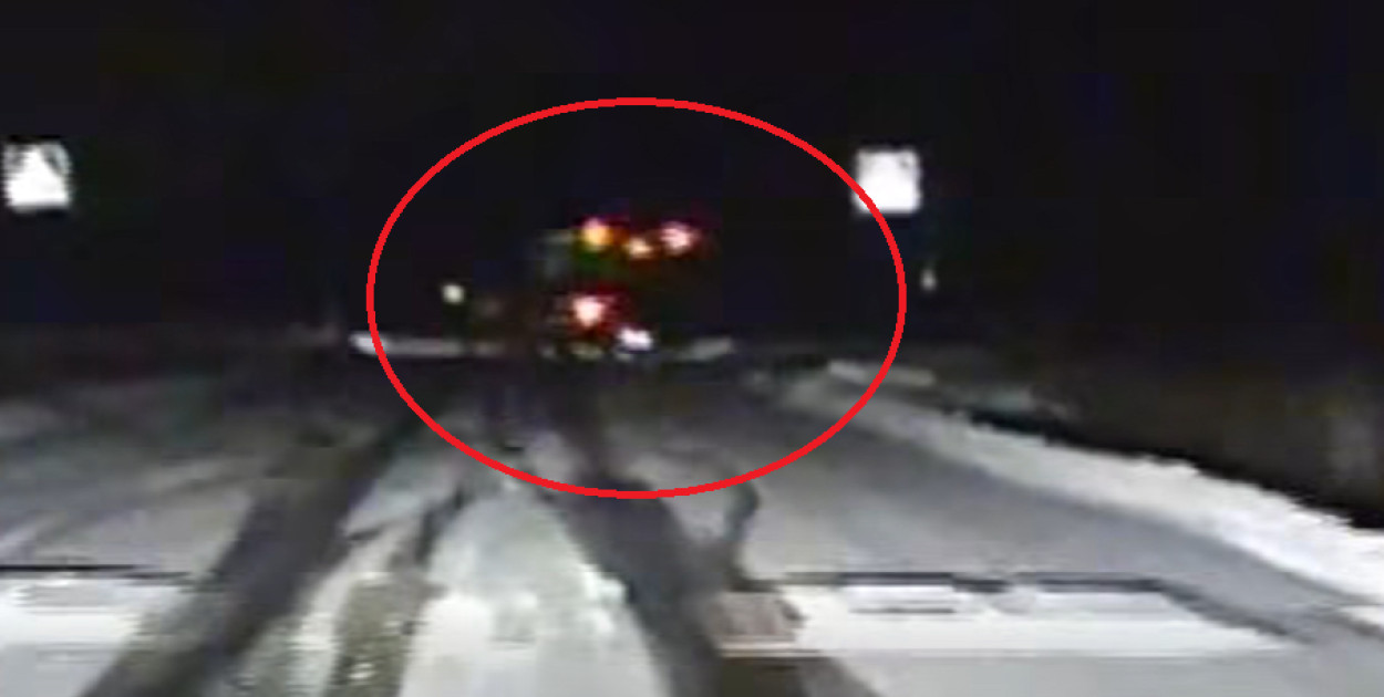 Kierowca autobusu driftował, popisując się przed nastolatkami