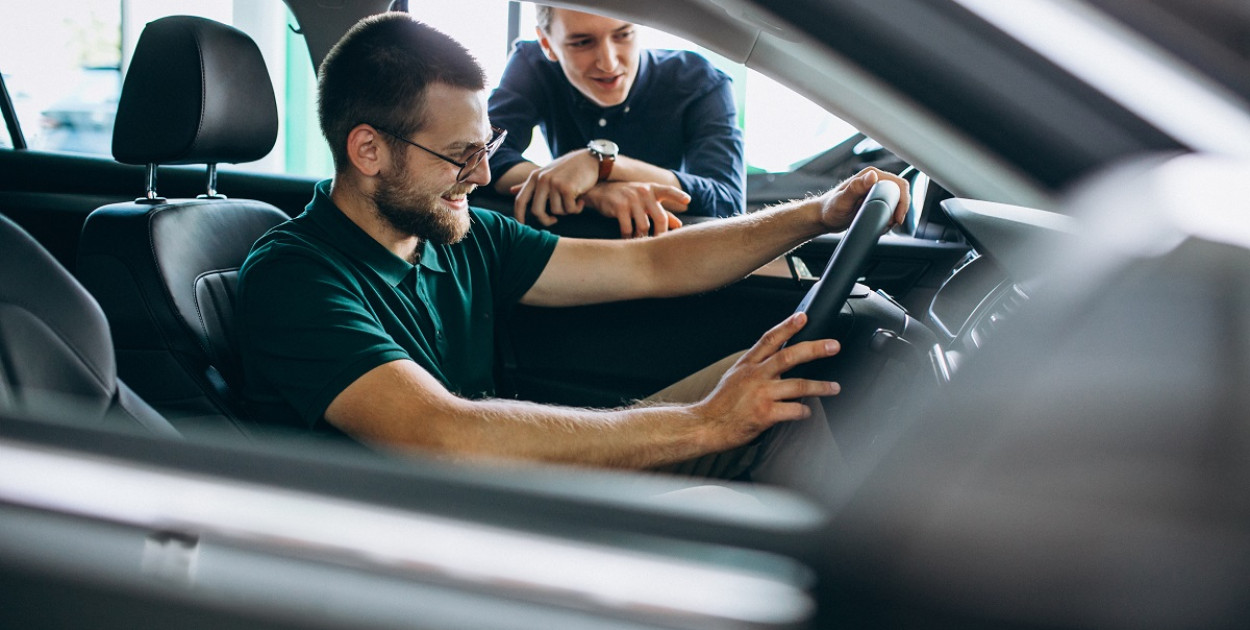 Luksusowy wynajem w stolicy: Jakie auta premium najlepiej sprawdzą się na spotkani