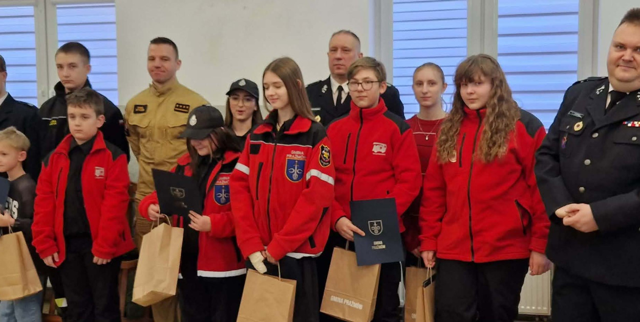 Młodzieżowa wiedza w służbie bezpieczeństwa