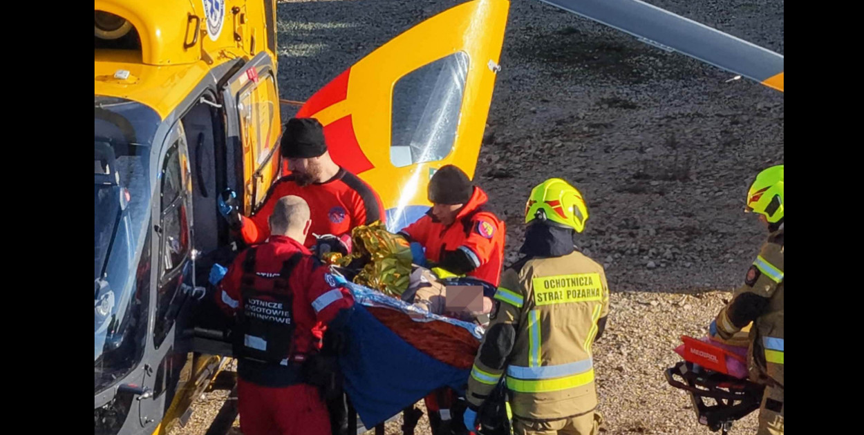 Karambol na S7. Droga zamknięta, jedna osoba śmigłowcem zabrana do szpitala