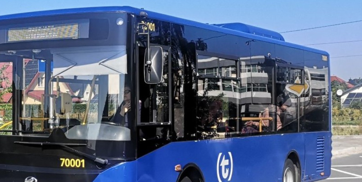 Są pieniądze na większe autobusy do obsługi  elki w  Józefosławiu