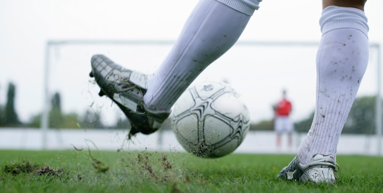 Dlaczego stałe fragmenty gry mają tak duże znaczenie w piłce nożnej?