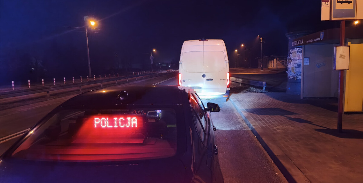 Nowe przepisy drogowe już obowiązują. Kierowca boleśnie odczuł zmiany