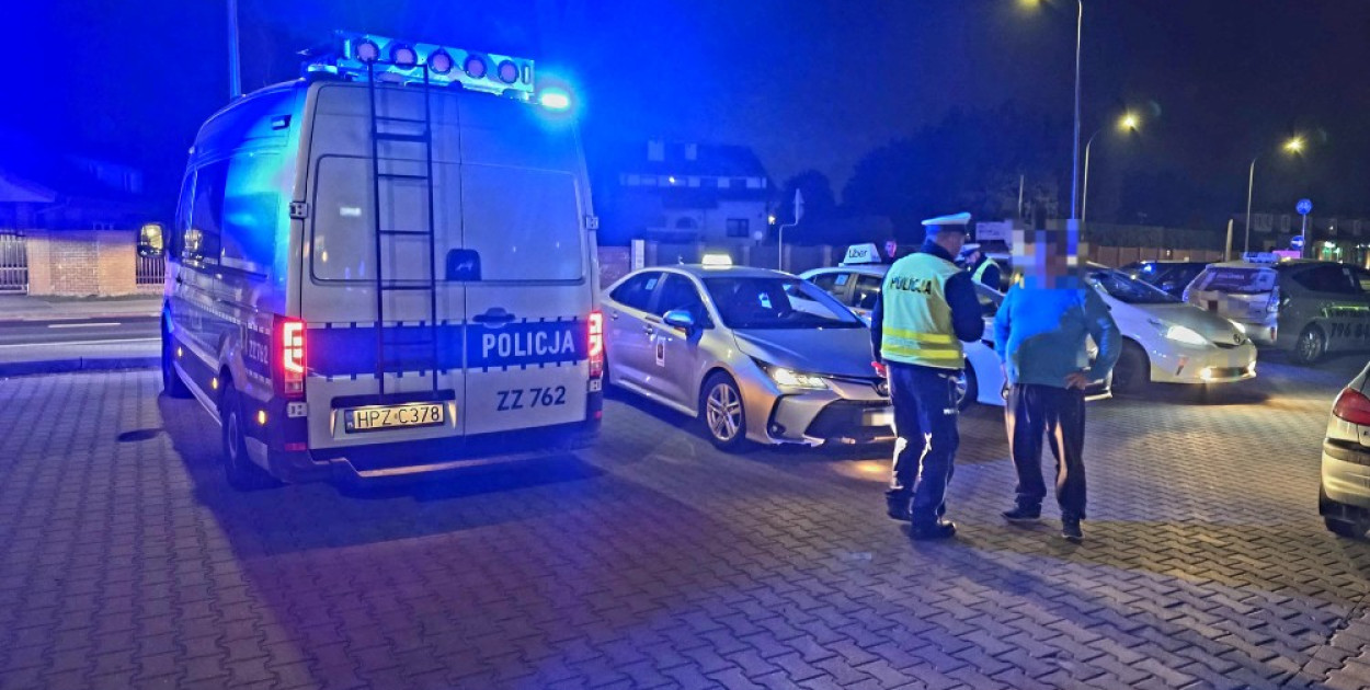 Nocna obława na kierowców z aplikacji w Piasecznie