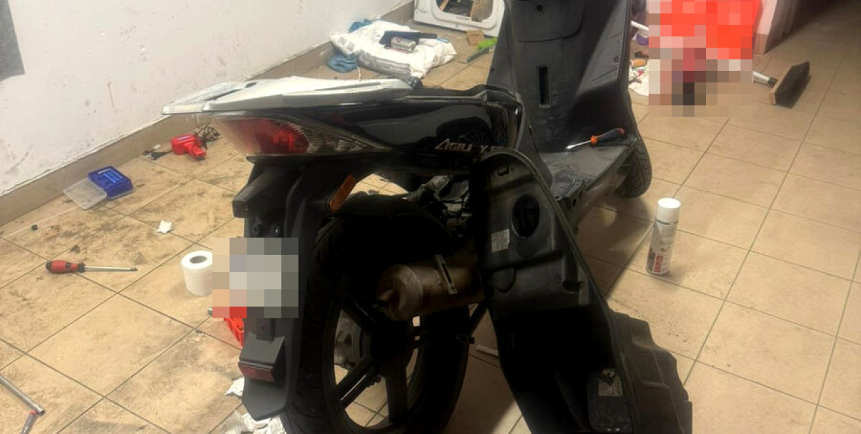 Skradziony skuter w garażu, 18-latkom grozi 5 lal więzienia