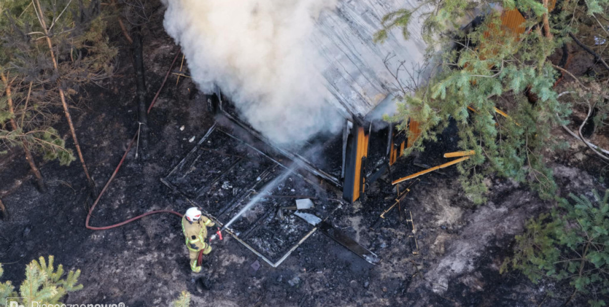 Pożar domu w Woli Prażmowskiej. Trwa zbiórka dla pogorzelców