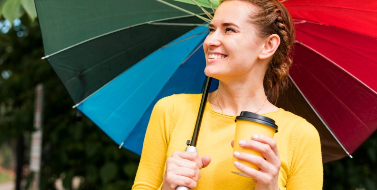 Kreatywne nadruki na parasolach, które przyciągają uwagę i zostają w pamięci użytk