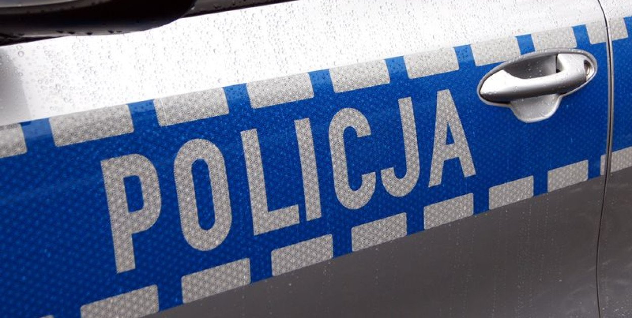 Narkotyki ukryte w gołębniku